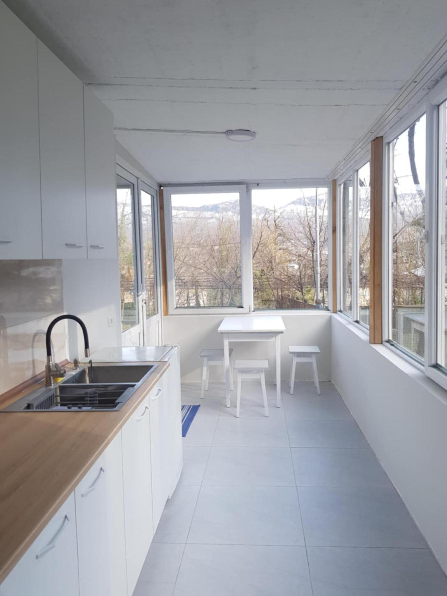 Tkhibuli Guest House Tqibuli Екстериор снимка